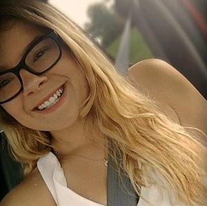 Meet your Posher, Stacey